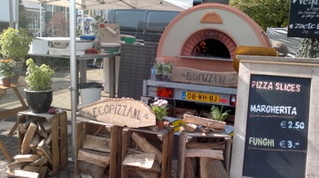 Originele houtgestookte pizzaoven